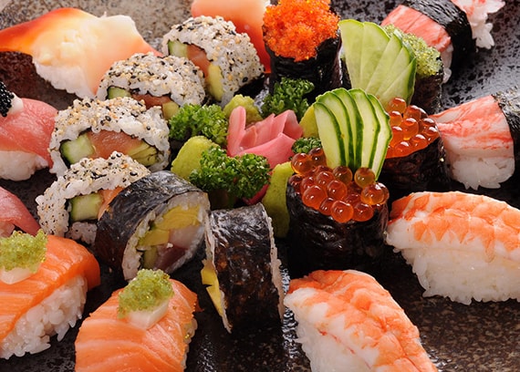 Les sushis, les plateaux, Bento Box 